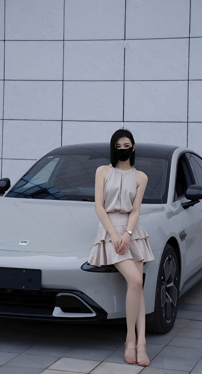 质量都这么高的吗？仙女也就长这样吧冰球突破豪华版小米SU7的美女车主(图3)