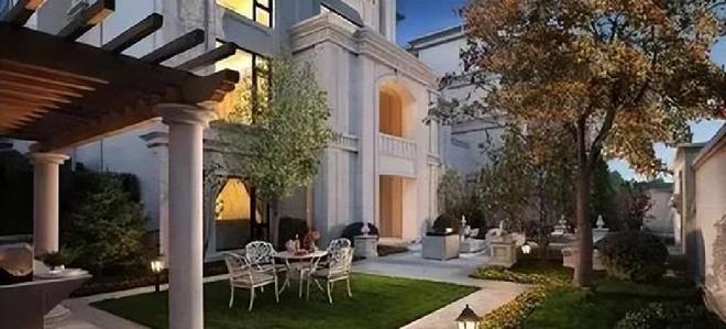 狱中再起风波法院判决牵连表哥冰球突破平台祸不单行！吴亦凡(图5)